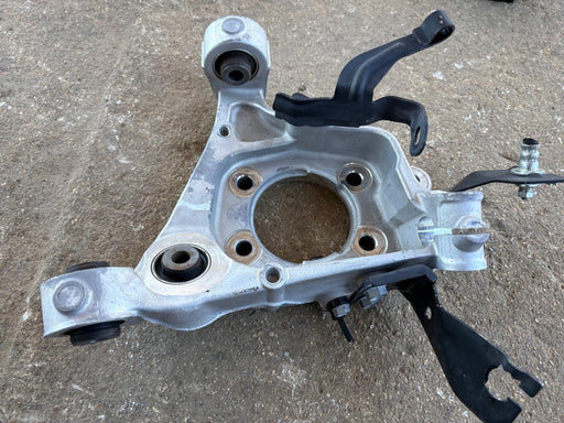 2021-2026 NISSAN ROGUE 1.5L FWD REAR SUSPENSION LEFT KNUCKLE OEM