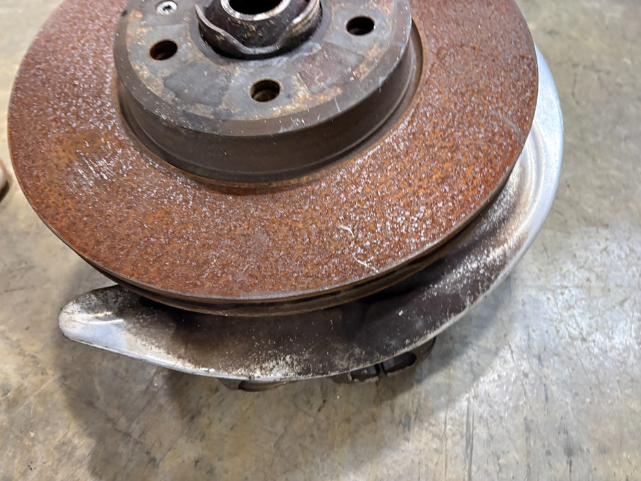 2018 - 2024 AUDI A4 FRONT RIGHT SUSPENSION SPINDLE KNUCKLE & HUB OEM 8W0407560