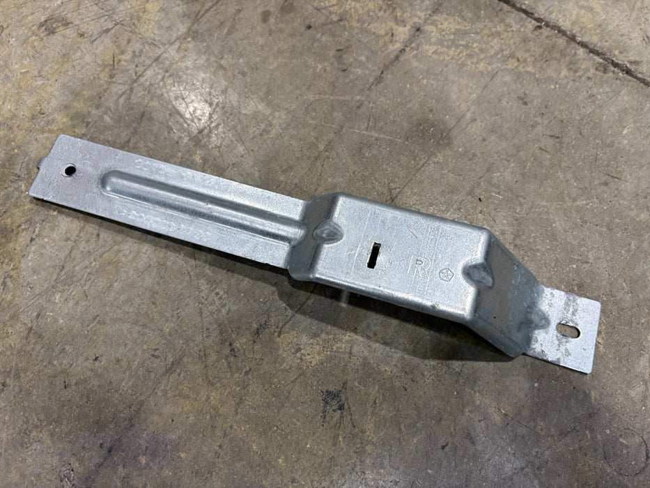 2015-2023 DODGE CHALLENGER FRONT RIGHT DOOR INSIDE RELEASE HANDLE BRACKET, OEM