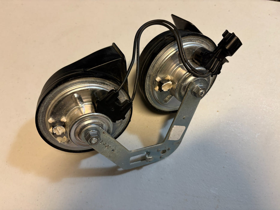 2015-2018 Ford Edge Low & High Horn Tone Alarm Pitch Siren Signal