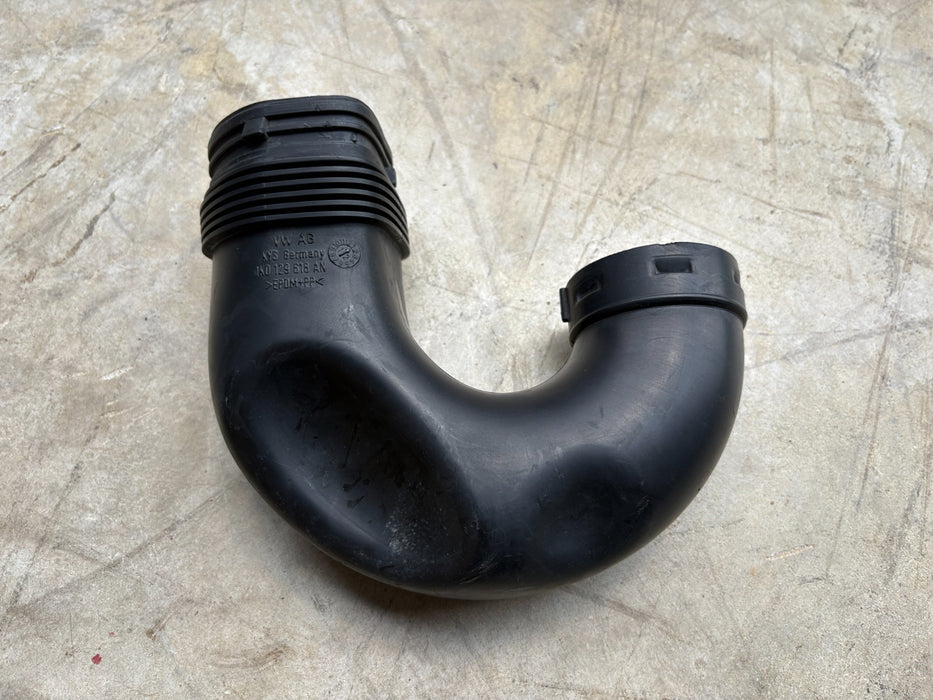 2009 - 2017 VOLKSWAGEN CC Air Cleaner Intake Tube Hose 2.0L 1K0129618AN OEM