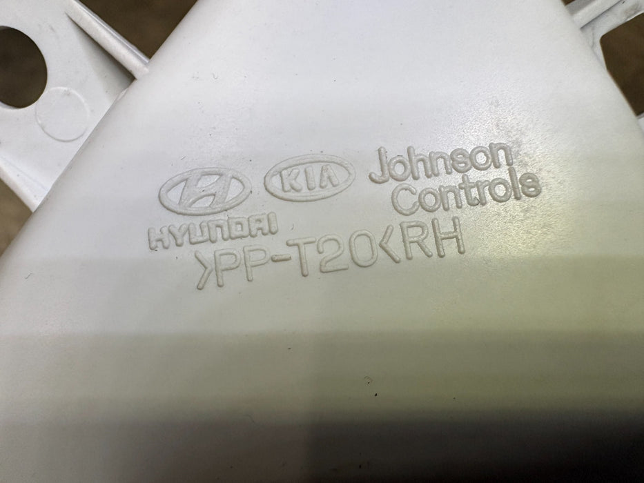 2011-2014 KIA SORENTO Front Right Door Reflector OEM