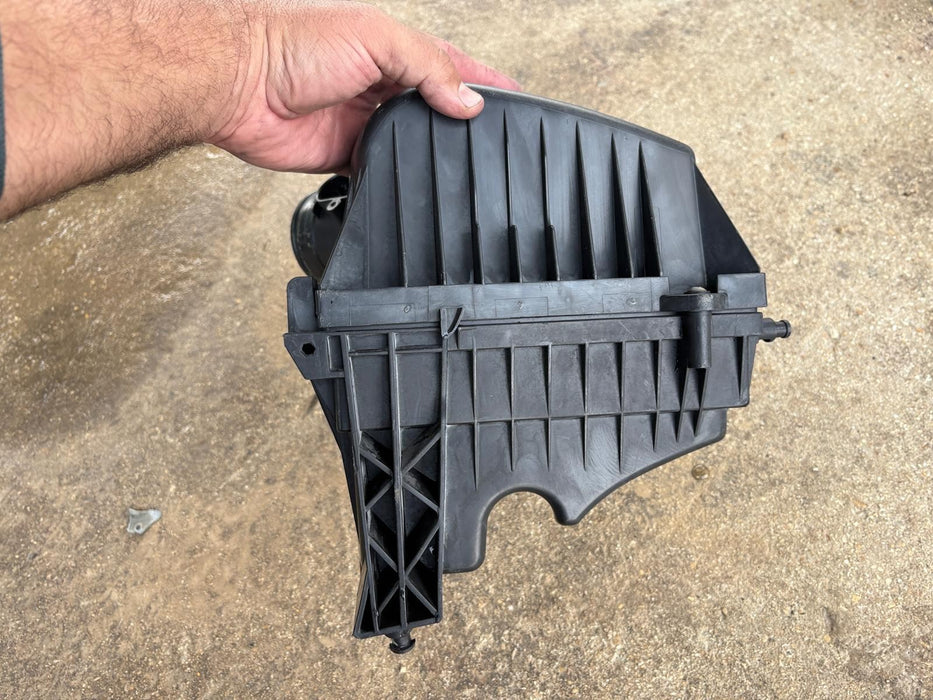 2013-2022 BUICK ENCORE 1.4L AIR CLEANER OEM