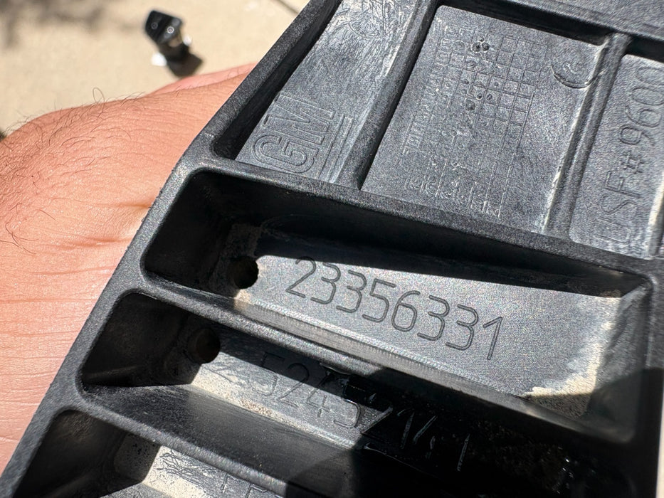 2018–2022 CHEVROLET EQUINOX ABS BRAKE PUMP MOUNT BRACKET OEM 23356331