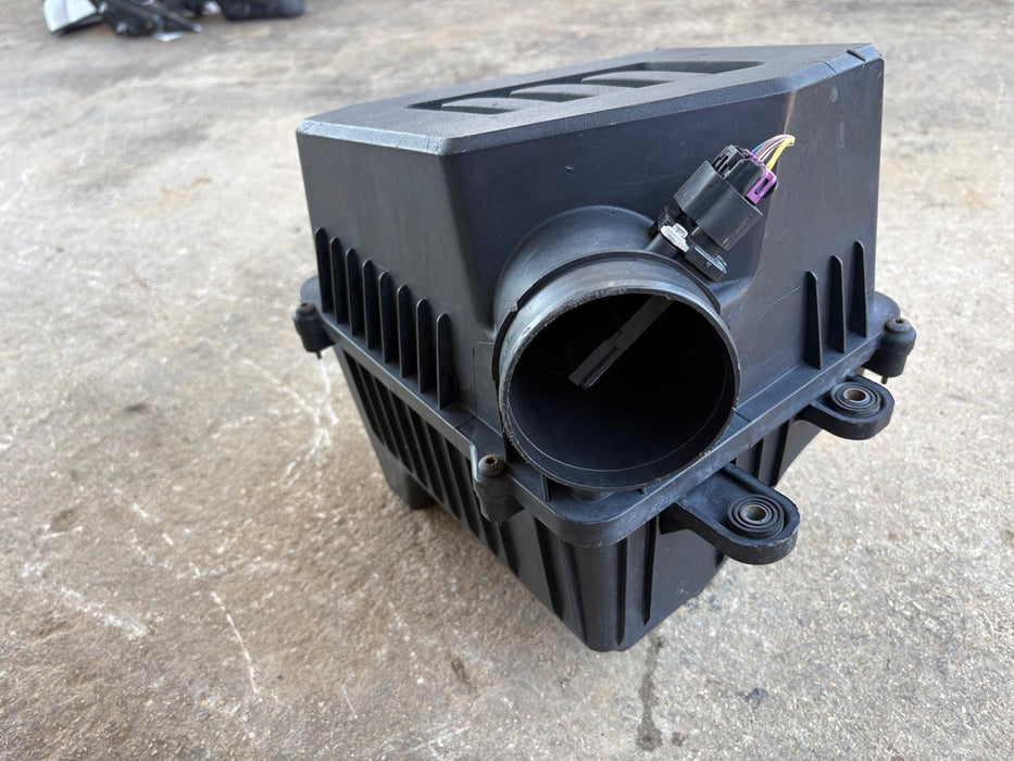 2011-2017 CHEVROLET EQUINOX AIR INTAKE CLEANER BOX OEM 25867638
