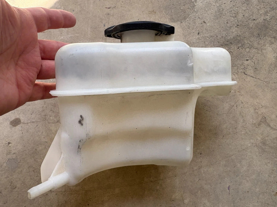 OEM, 2011-2016 Kia Optima Coolant Recovery Bottle with cap #25430-2T000