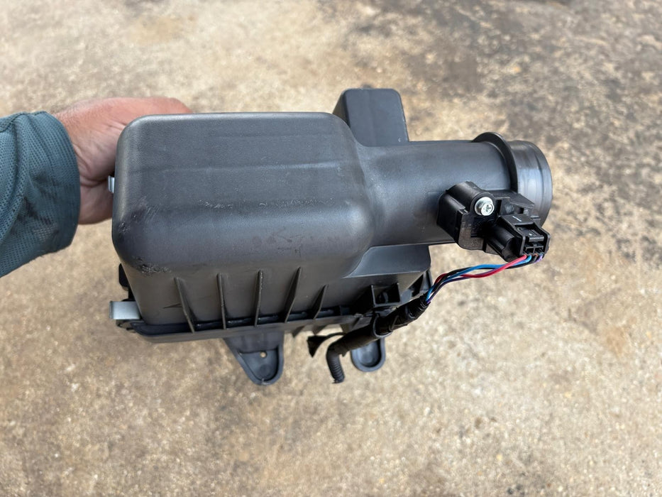 2020-2025 Nissan Versa 1.6L Air Cleaner Intake Box Assembly OEM