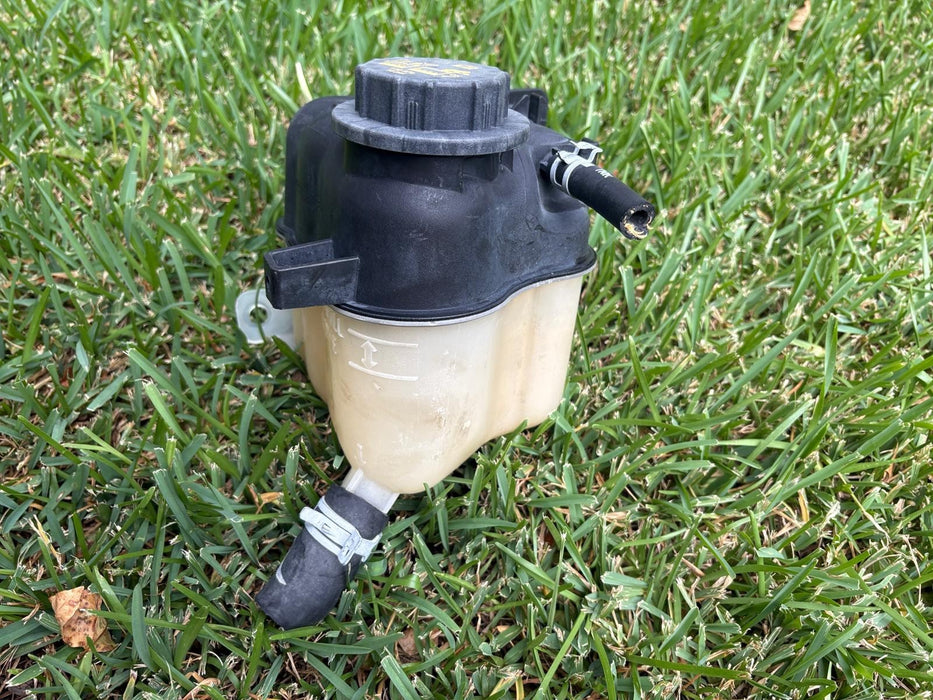 2011 - 2019 Ford Explorer 3.5L Radiator Coolant Overflow Expansion Tank Bottle