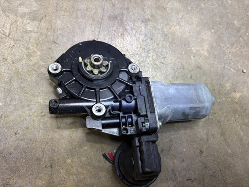 2014-2019 TOYOTA COROLLA SEDAN FRONT RIGHT SIDE DOOR WINDOW MOTOR OEM