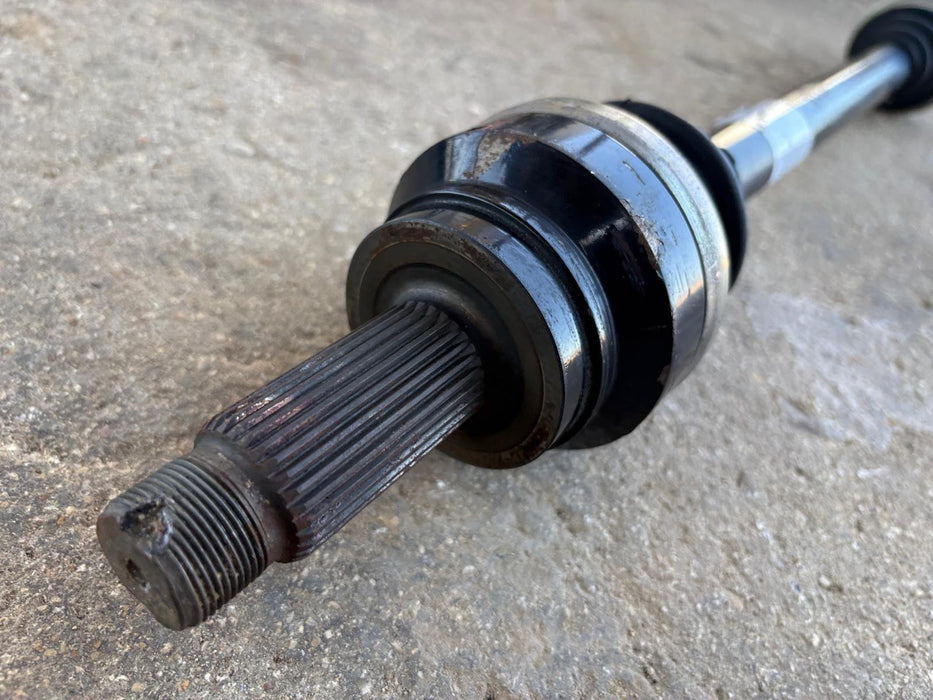 2015 - 2019 X6 Right Rear Axle Shaft AWD w/o Adaptive Suspension P860983903