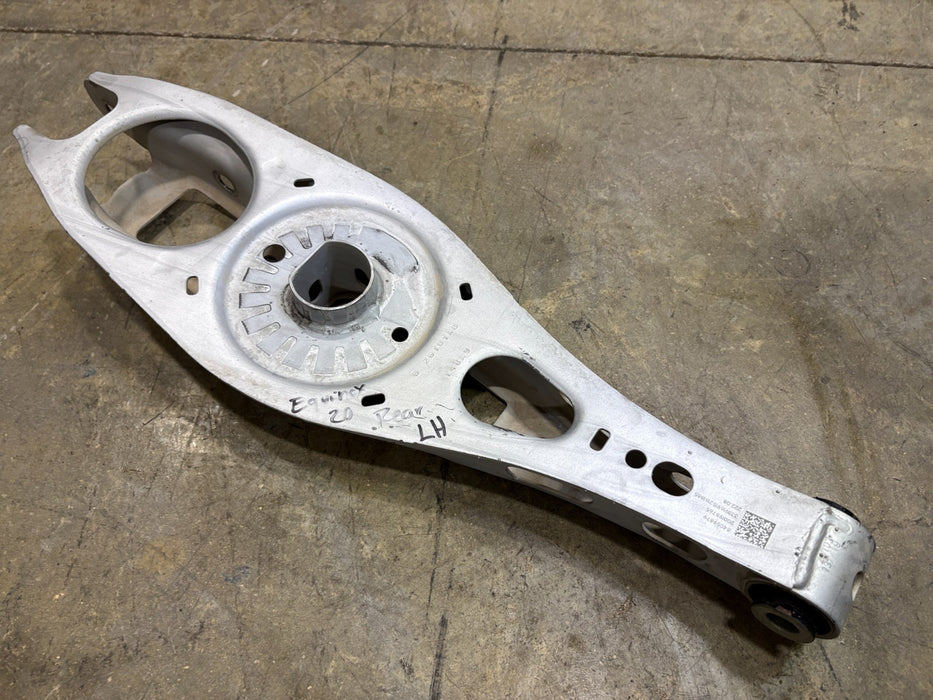 2018-2024 Chevrolet Equinox Lower Control Arm Rear Left Side 84059879 OEM