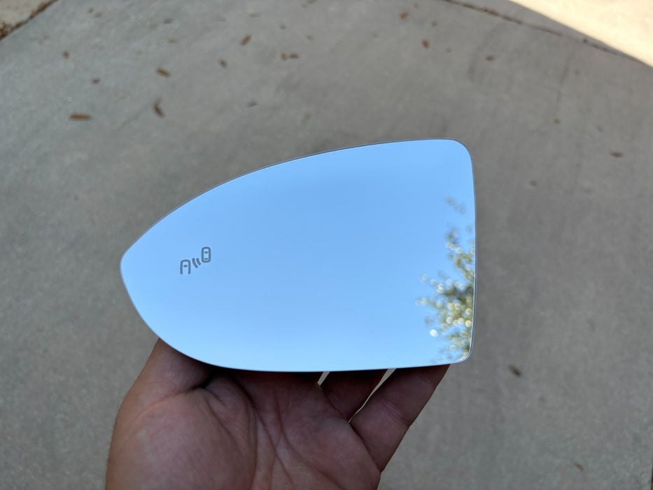 2019-2024 VOLKSWAGEN JETTA LEFT DRIVER VIEW MIRROR GLASS W/ BLIND SPOT OEM