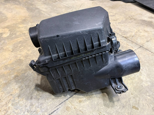2013-2017 HYUNDAI ELANTRA GT 2.0 HATCHBACK AIR CLEANER HOUSING BOX 28100-A7520