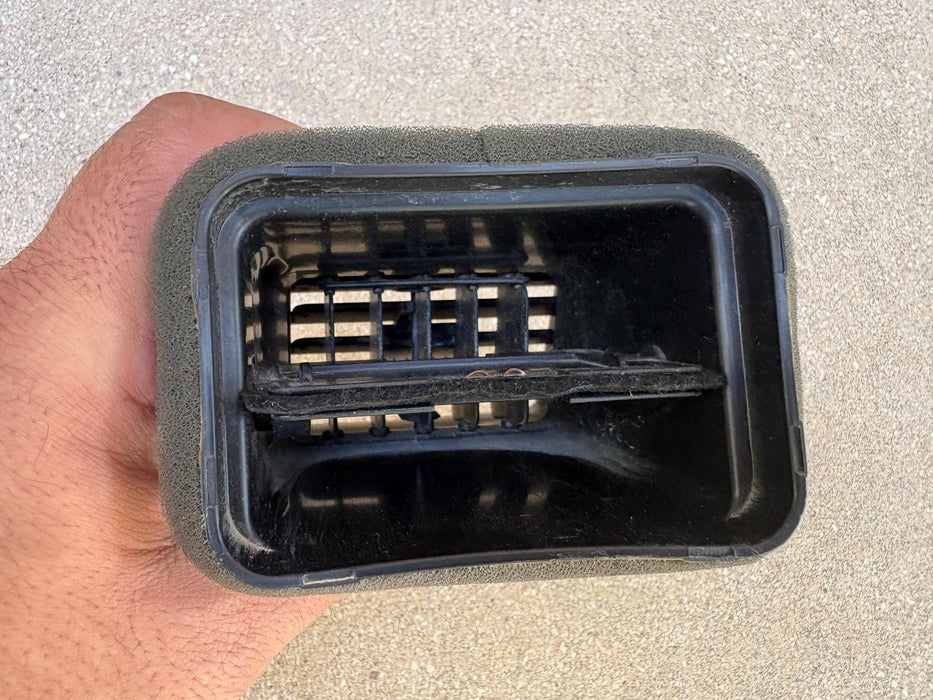 2016 - 2022 HONDA PILOT DASH LEFT SIDE OUTER AIR VENT GRILLE COVER OEM 77630TG7