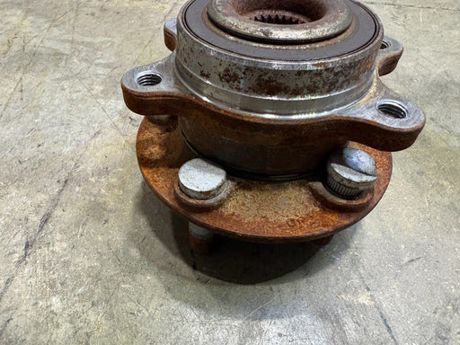 2019-2024 FORD EDGE 2.0L FWD BEARING AND HUB ASSEMBLY OEM