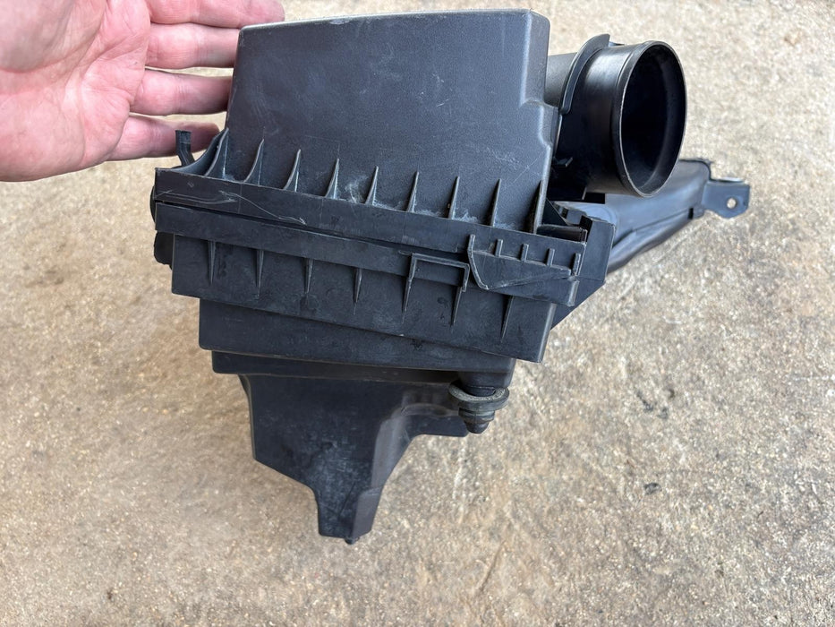 2014 - 2016 Ford Fusion 1.5L Air Cleaner Assembly OEM