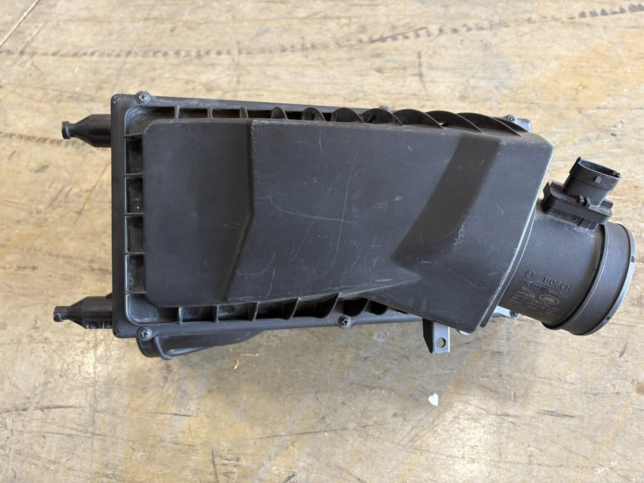 2016-2017 Land Rover Range 3.0 Right Air Cleaner Housing Filter Box #G4D3-12B579