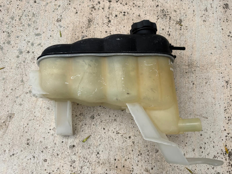 2014 - 2018 Chevrolet Silverado 1500 5.3L Radiator Coolant Overflow Bottle OEM