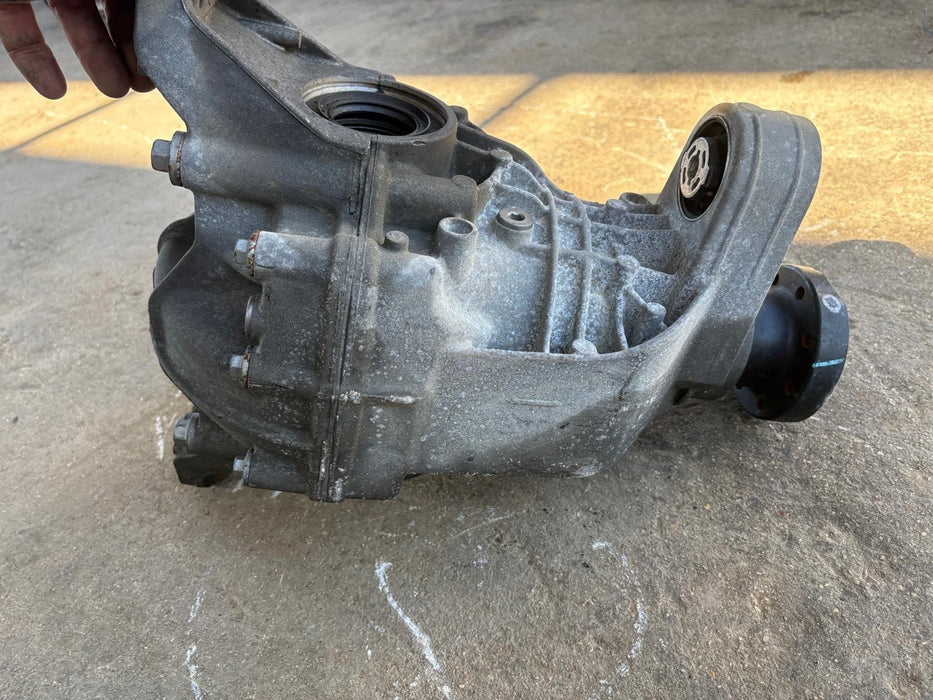 2016 - 2025 DODGE DURANGO 3.6L RWD REAR DIFFERENTIAL AXLE CARRIER OEM