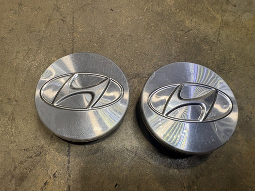 2 PIECES 2020-2024 HYUNDAI PALISADE CENTER CAP WHEEL COVER  52960-S8100 OEM
