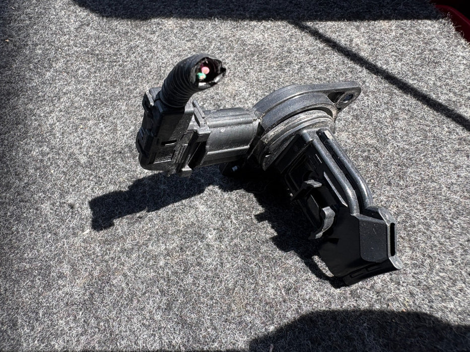 2019 - 2025 Toyota Corolla Mass Air Flow Meter Maf Sensor MAF OEM 22204-75040