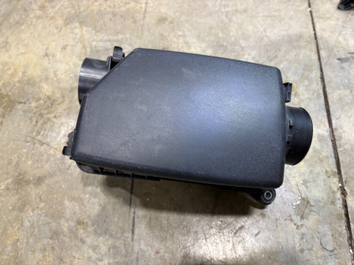 2013-2017 HYUNDAI ELANTRA GT 2.0 HATCHBACK AIR CLEANER HOUSING BOX 28100-A7520