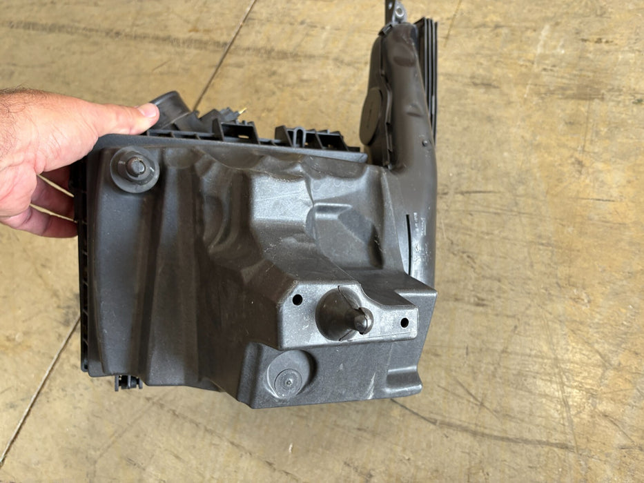 2017-2020 Ford Fusion 2.0L ENGINE AIR INTAKE FILTER HOUSING BOX #GT43-9C675-BA
