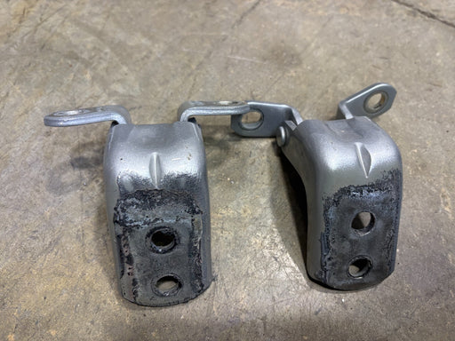 2015 - 2023 NISSAN MURANO FRONT LEFT DOOR HINGE UPPER & LOWER OEM