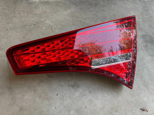 OEM 2011, 2012, 2013 Kia Optima Trunk Inner Driver Right RH Tail Light Lamp