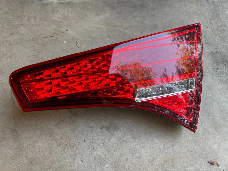 OEM 2011, 2012, 2013 Kia Optima Trunk Inner Driver Right RH Tail Light Lamp