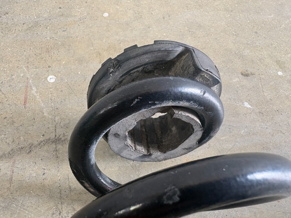 2017 - 2021 Cadillac XT5 Rear Suspension Coil Spring OEM 84058473