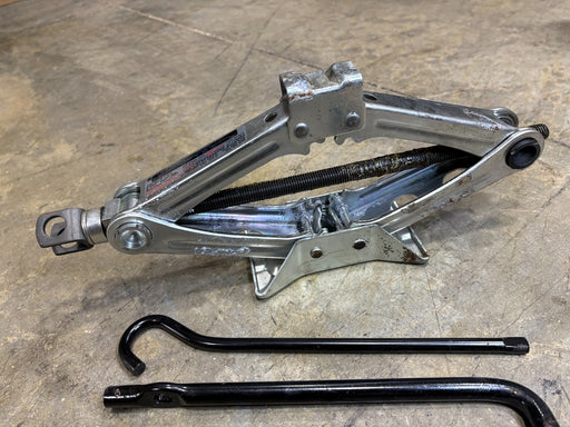 2008-2012 HONDA ACCORD JACK AND SPARE WHEEL TOOLS OEM