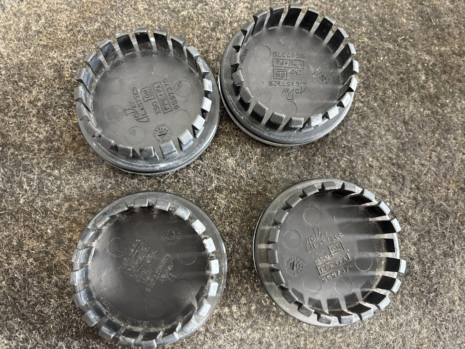 Set of 4, 2013-2025 SILVER Raised Crest Cadillac CTS CT6 XT4 XT5 XT6 Center Caps