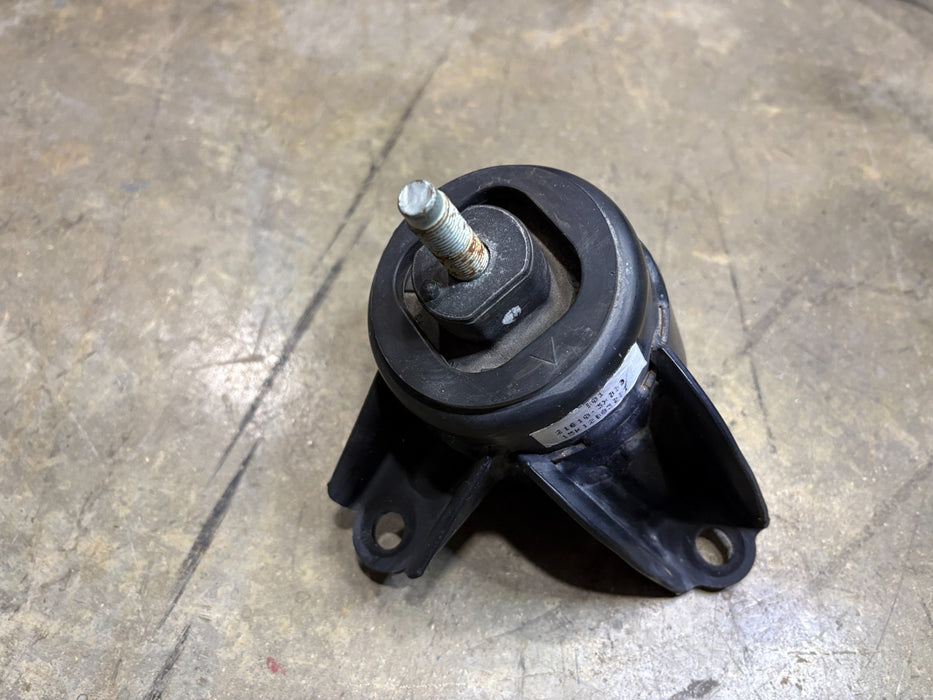 2014-2016 Hyundai Elantra Engine Mount Right RH Engine Mount