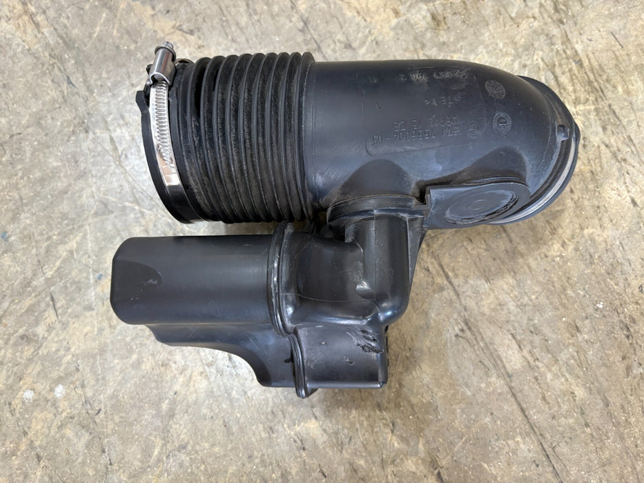 2006-2013 BMW 128i 328i 330xi E90 E92 E93 Engine Air Intake Hose Duct Pipe OEM