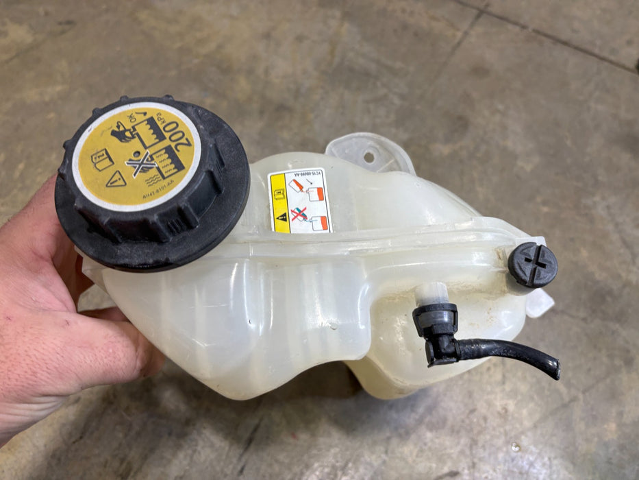 2014 - 2022 LAND ROVER RANGE ROVER COOLANT RECOVERY BOTTLE OEM YC15-8B099-AA