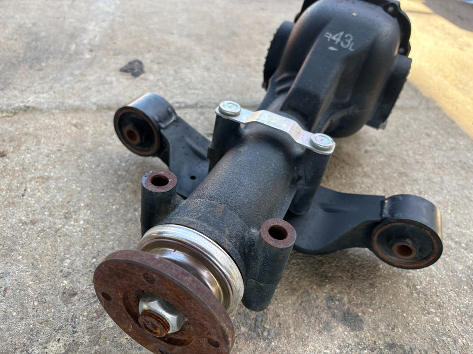 2018 - 2022 Subaru Legacy Sedan 2.5L Rear Carrier Assembly AWD OEM 3.90 Ratio