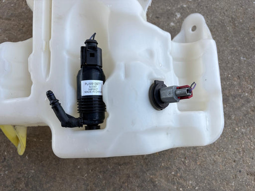 2017 - 2025 CHEVROLET MALIBU WINDSHIELD WIPER WASHER RESERVOIR BOTTLE TANK OEM