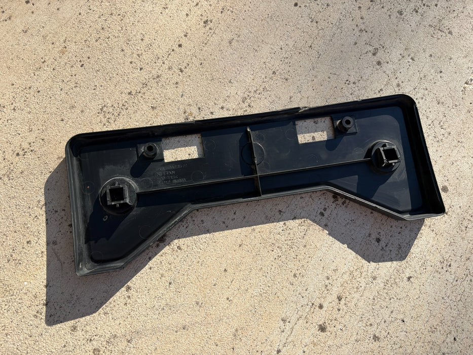 2020-2025 NISSAN SENTRA FRONT LICENSE PLATE BRACKET 96212-6LB0A OEM