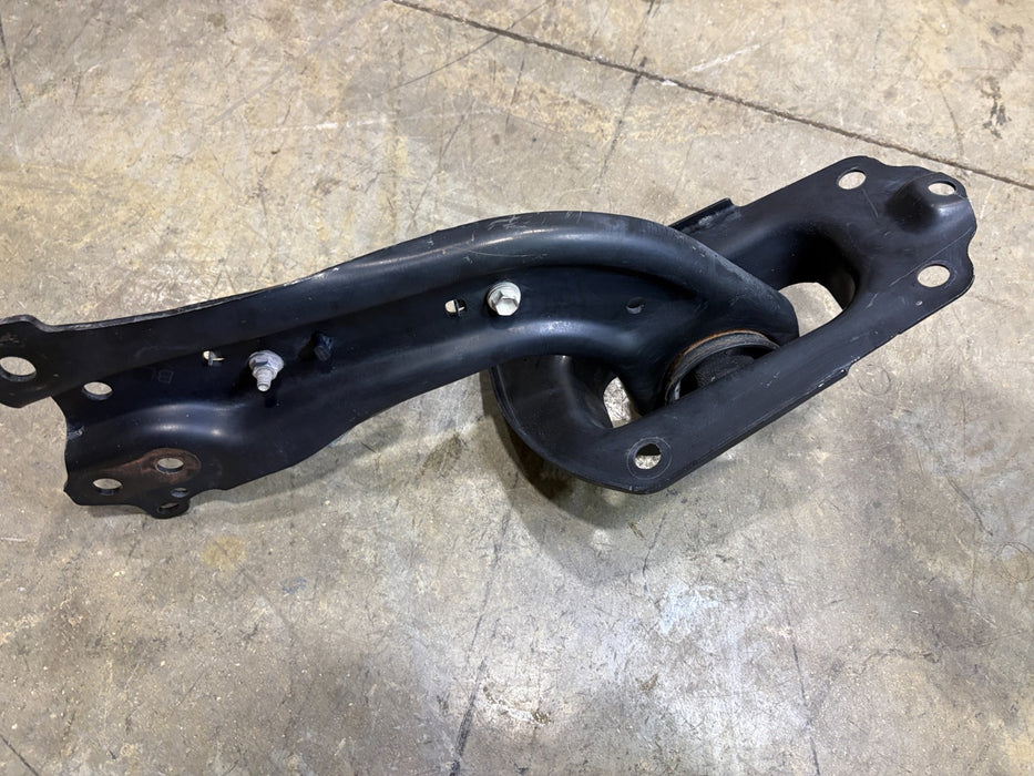 2018-2023 Toyota Camry Rear Left Driver Side Trailing Control Arm w/Bracket OEM