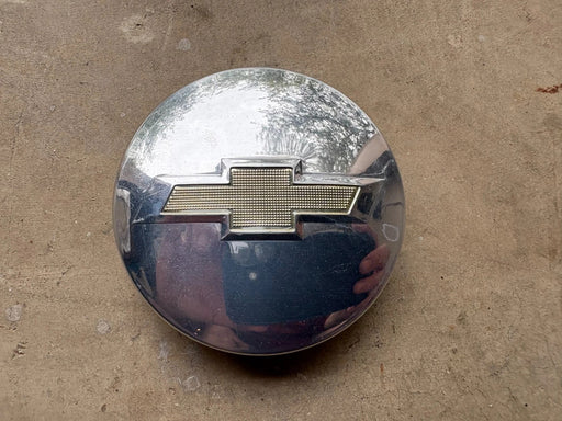 2 Pieces, Brushed Center Cap 2014-2019 Chevy Tahoe Suburban Silverado #22837060
