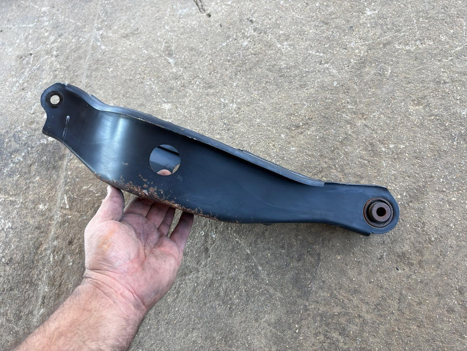 2021-2026 NISSAN ROGUE 1.5L LEFT DRIVER REAR LOWER CONTROL ARM OEM