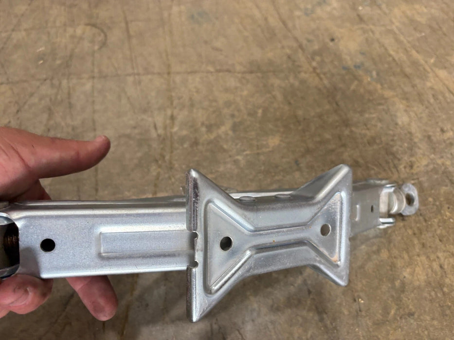 Original OEM, 2016-2022 Toyota Prius Jack Assembly, 800 kg