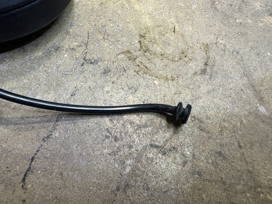 2016 - 2019 MERCEDES GLC300 FUEL GAS TANK FILLER CAP OEM