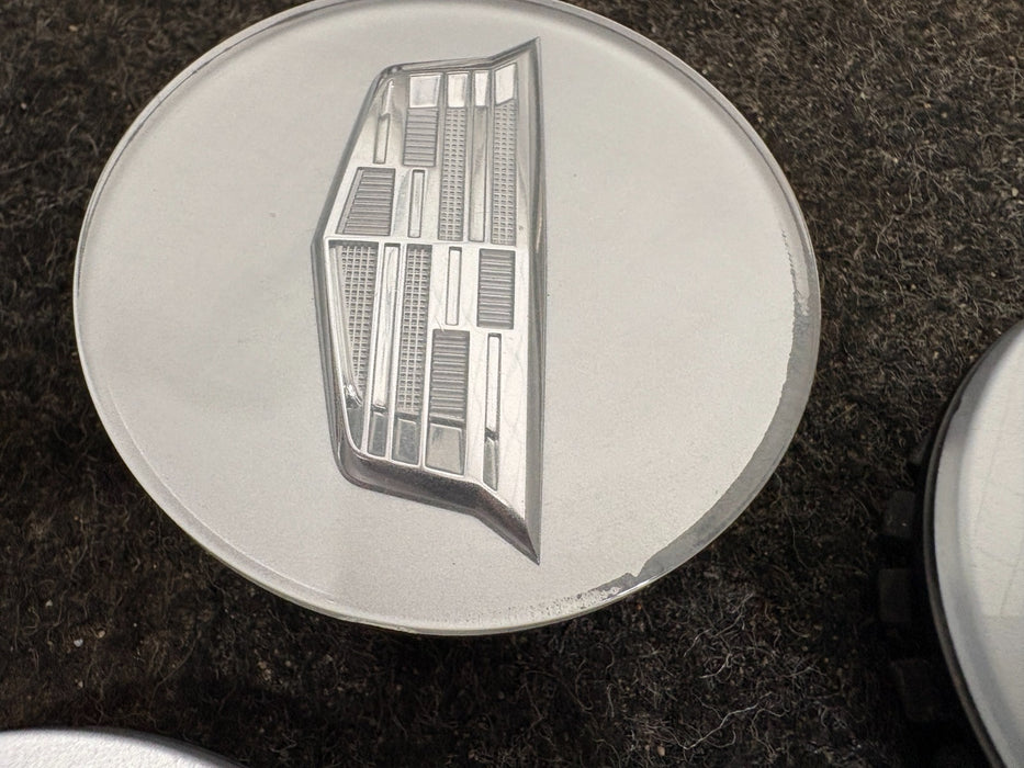 Set of 4, 2013-2025 SILVER Raised Crest Cadillac CTS CT6 XT4 XT5 XT6 Center Caps