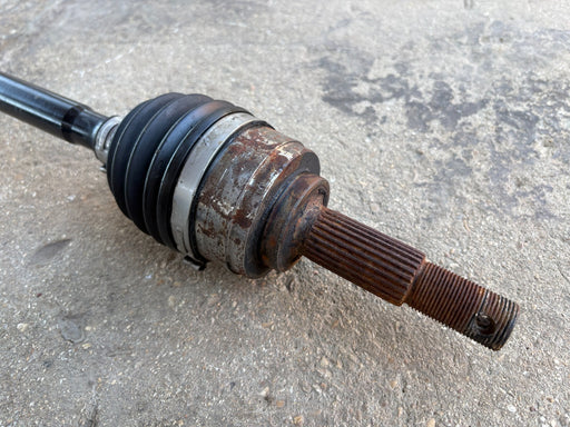 2018-2024 NISSAN KICKS FRONT RIGHT PASSENGER SIDE FWD AXLE SHAFT OEM