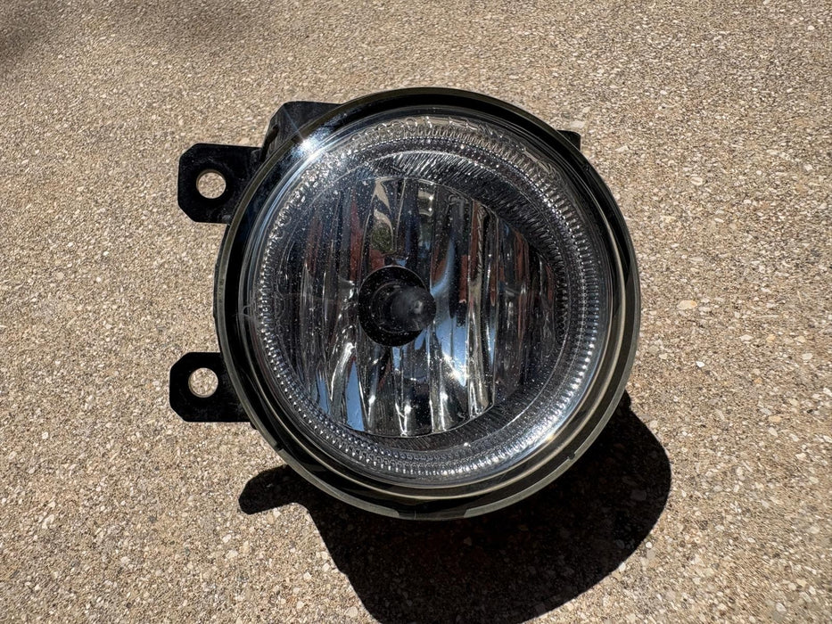 2016 2017 2018 Honda Pilot Right Passenger Fog Light OEM