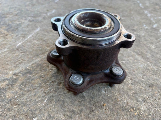 2015-2024 Nissan Murano 3.5L Rear Left Wheel Bearing and Hub Assembly OEM