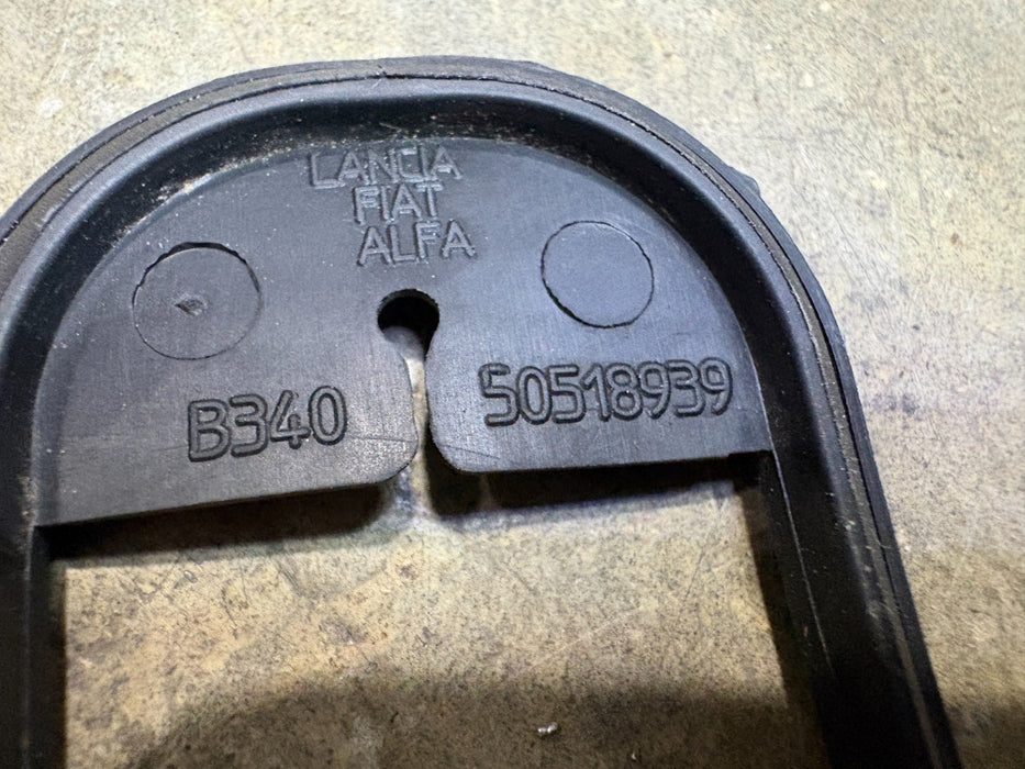 2015-2023 Jeep Renegade Gasket Locking Part Rear Left Keychain Stop 50518939