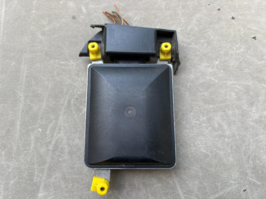 2013 - 2016 Audi S4 Right Blind Spot Lane Departure Warning Module 8T0907566A